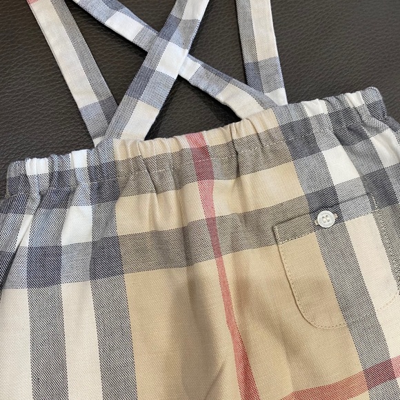 Burberry 2-piece Check Overall & Collared Bodysuit - Picture 5 of 15